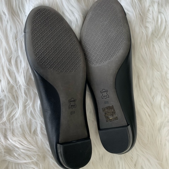 COPY - • Tory Burch • Miller Fringe Leather Flat Black - Picture 10 of 11